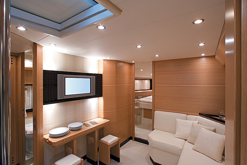 Sarnico 50 Yacht - Livingroom